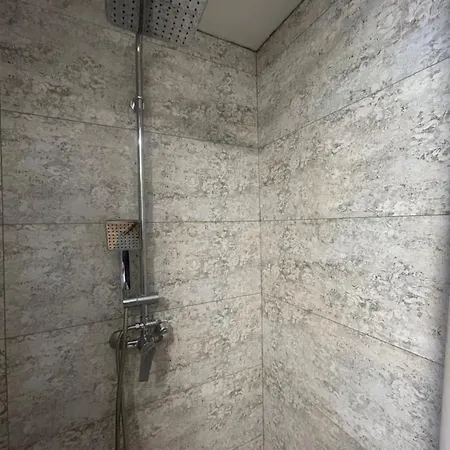 Nad Metuji Apartman